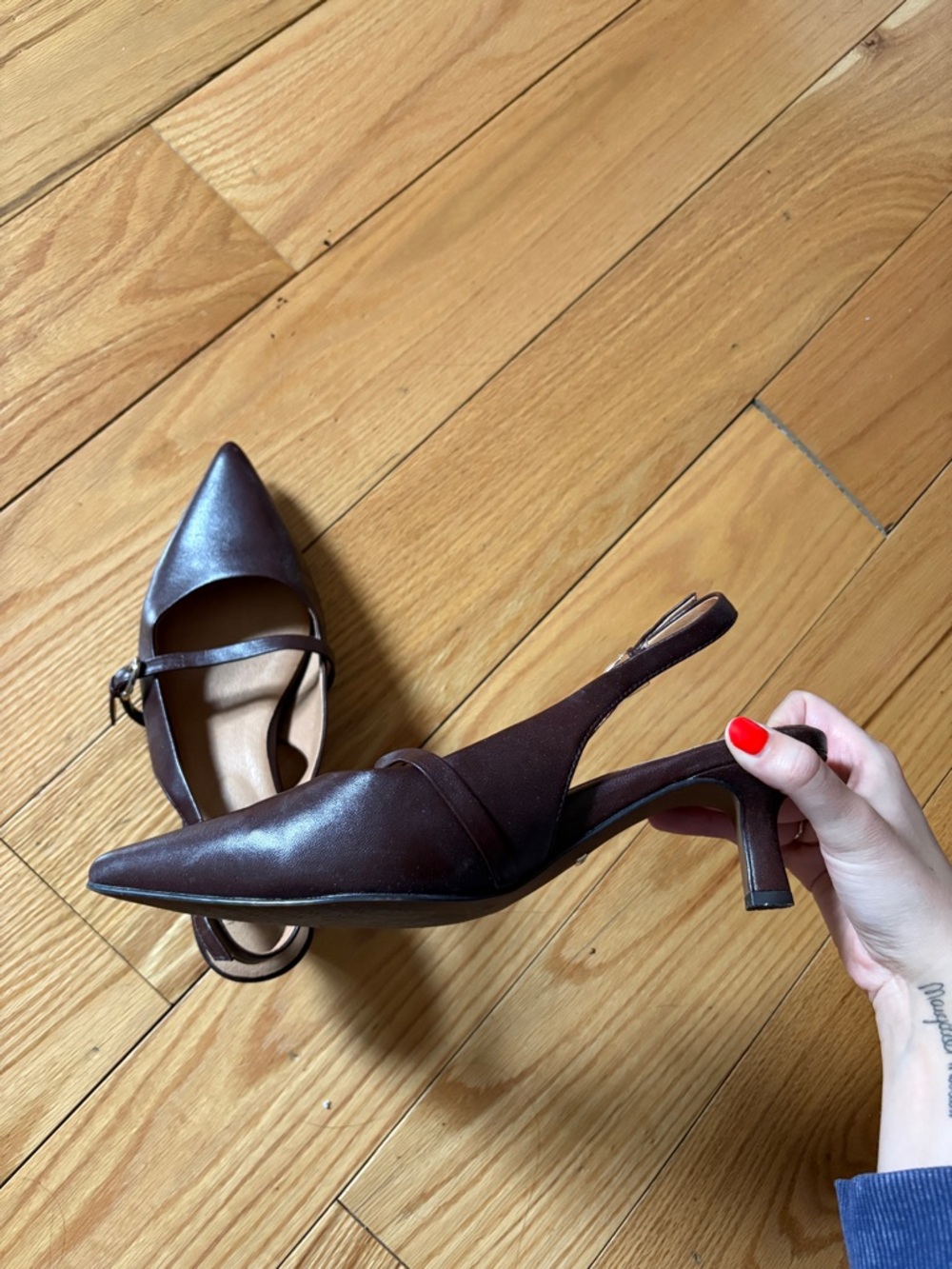 Women's Pointed Slingback Kitten Heels in Dark Brown Leather